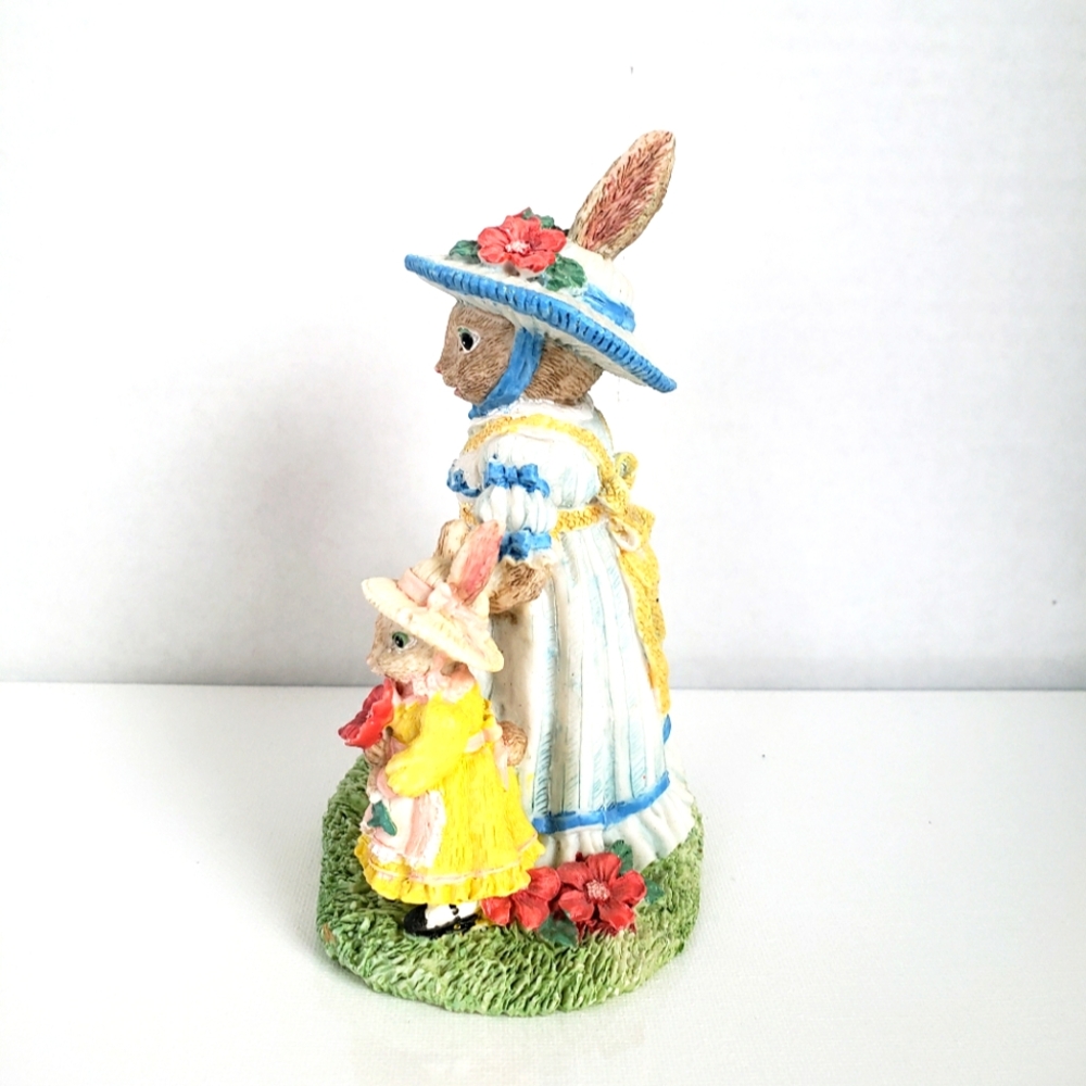 Mama Jumper With Helena Bunny Figurine - Picture 4 of 7